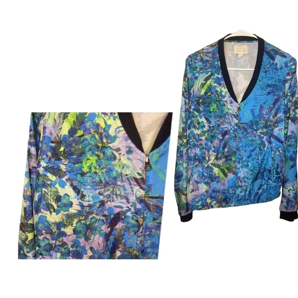 Hinge Jacket Designed In Seattle Size Medium Blue Floral Zip Up Jacket
